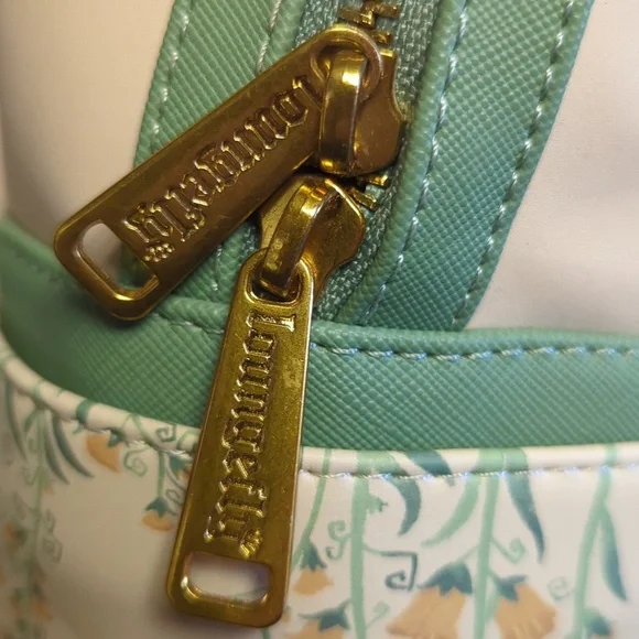 Loungefly Disney Tim Burton Nightmare Before Christmas Bag. - Picture 6 of 8